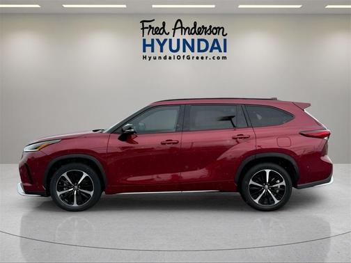 2022 Toyota Highlander XSE