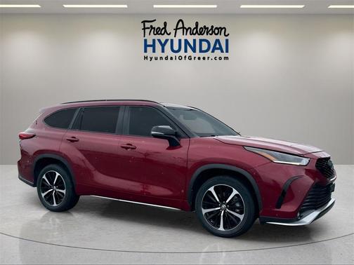 2022 Toyota Highlander XSE