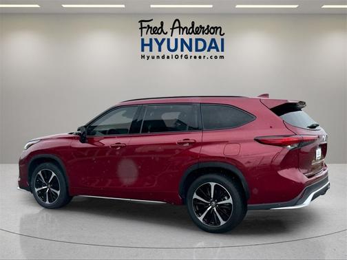 2022 Toyota Highlander XSE