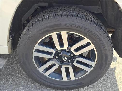 Super White 2015 Toyota 4Runner Limited