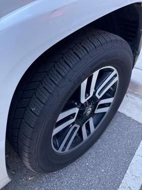 Super White 2015 Toyota 4Runner Limited