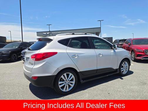 Diamond Silver 2012 Hyundai TUCSON Limited