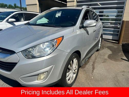 Diamond Silver 2012 Hyundai TUCSON Limited