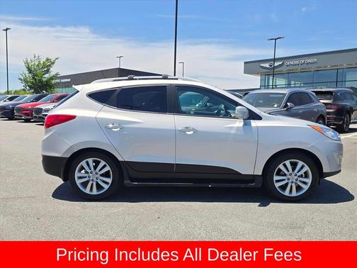 Diamond Silver 2012 Hyundai TUCSON Limited