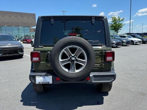 2022 Jeep Wrangler Unlimited Sahara