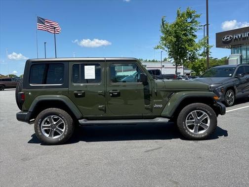 2022 Jeep Wrangler Unlimited Sahara