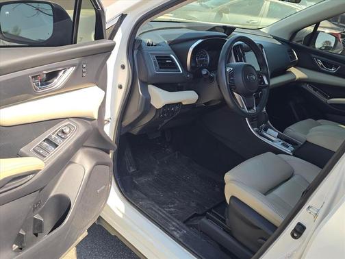 Crystal White Pearl 2020 Subaru Ascent Limited 7-Passenger