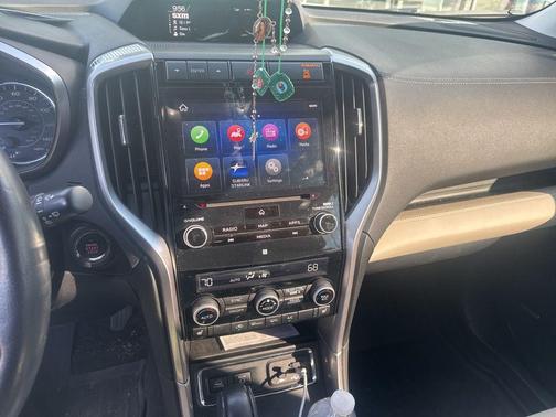 Crystal White Pearl 2020 Subaru Ascent Limited 7-Passenger