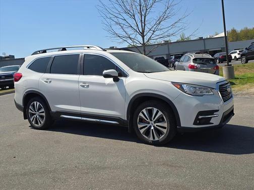 Crystal White Pearl 2020 Subaru Ascent Limited 7-Passenger