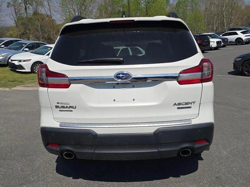 Crystal White Pearl 2020 Subaru Ascent Limited 7-Passenger