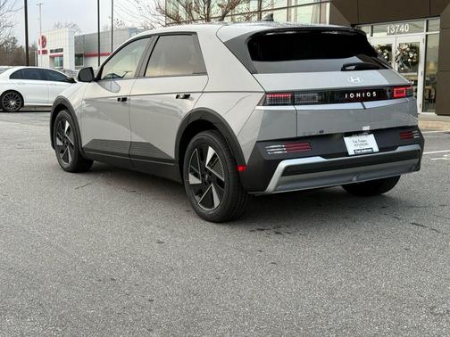 2026 Hyundai IONIQ 5 SE