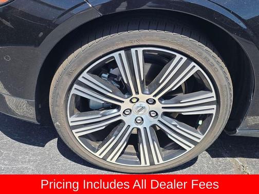 Onyx Black Metallic 2023 Volvo S90 B6 Ultimate