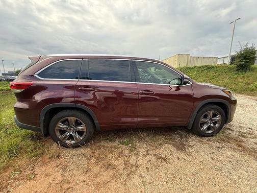 2017 Toyota Highlander Limited