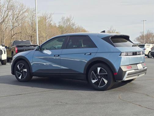 2026 Hyundai IONIQ 5 SE