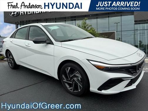 2025 Hyundai ELANTRA SEL Sport