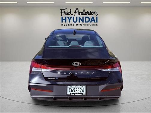 2025 Hyundai ELANTRA SEL Sport