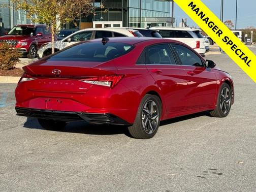 2023 Hyundai ELANTRA Limited