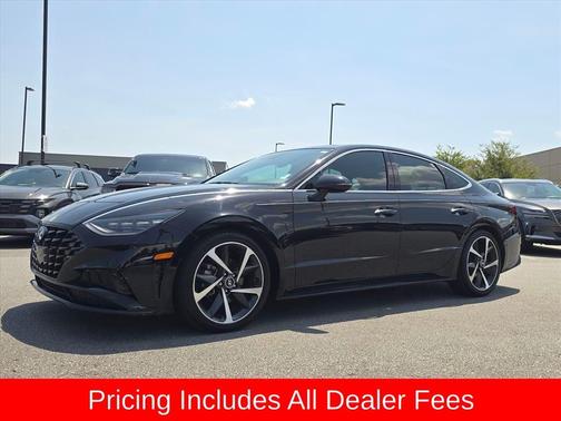 Onyx Black 2023 Hyundai SONATA SEL Plus
