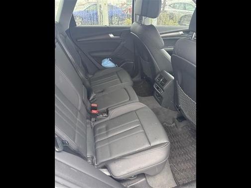 2023 Audi Q5 45 S line quattro Premium