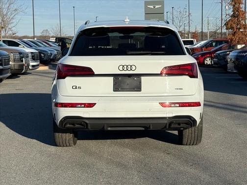 2023 Audi Q5 45 S line quattro Premium