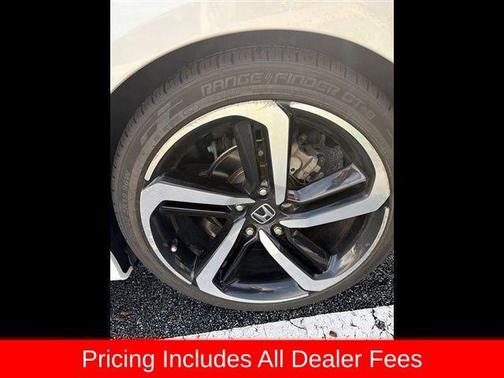 Platinum White Pearl 2018 Honda Accord Touring 2.0T