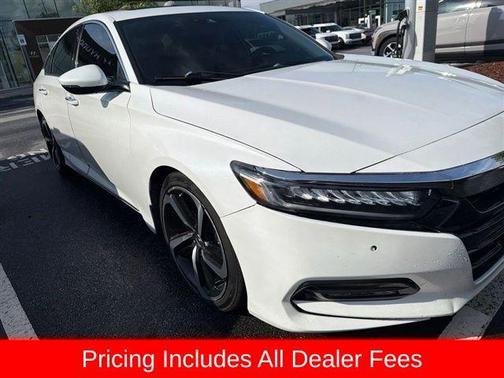 Platinum White Pearl 2018 Honda Accord Touring 2.0T
