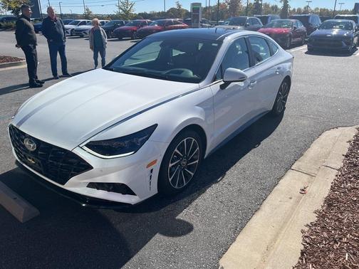 2023 Hyundai SONATA Limited
