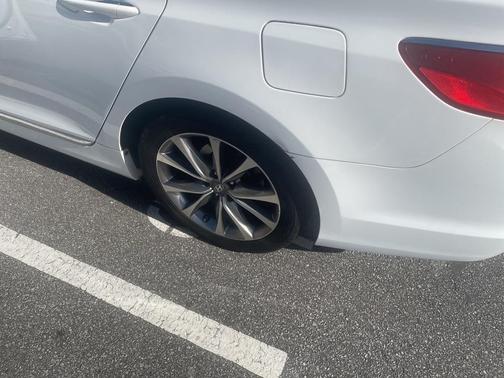 2015 Hyundai Azera Base