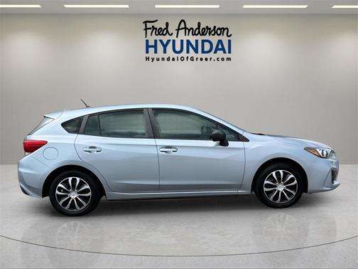 2019 Subaru Impreza 2.0i