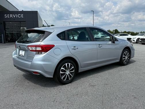 2019 Subaru Impreza 2.0i