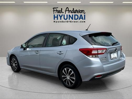 2019 Subaru Impreza 2.0i