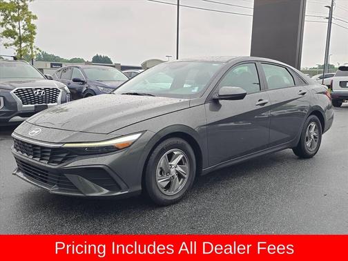 Amazon Gray 2024 Hyundai ELANTRA SE
