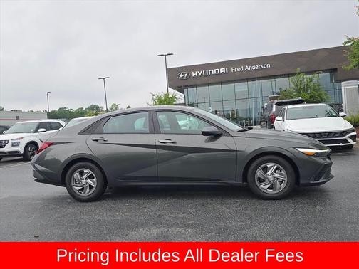 Amazon Gray 2024 Hyundai ELANTRA SE