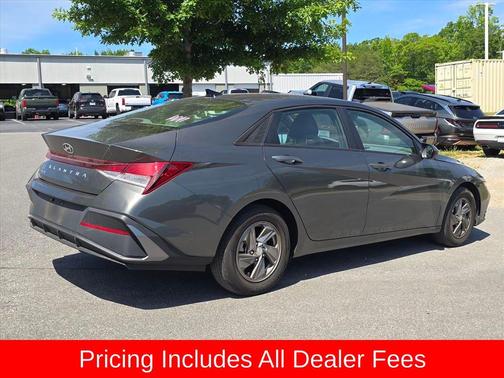 Amazon Gray 2024 Hyundai ELANTRA SE