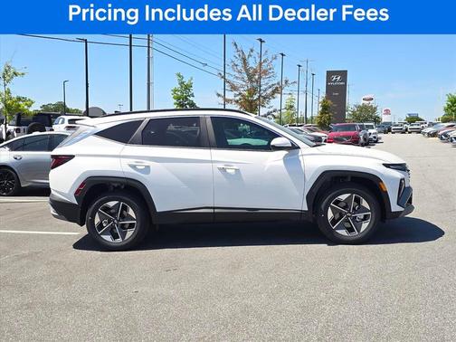 White Pearl 2026 Hyundai TUCSON SEL