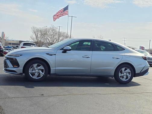 2026 Hyundai SONATA SE