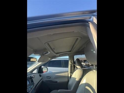 2011 Toyota Sienna Base