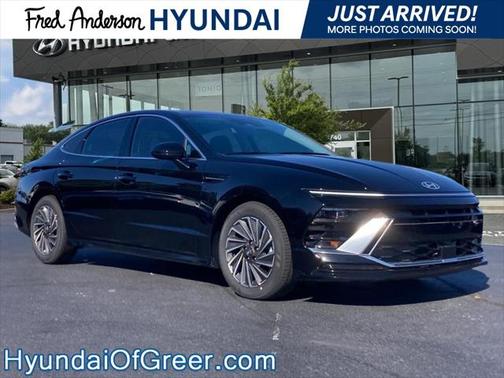 2025 Hyundai SONATA Hybrid SEL