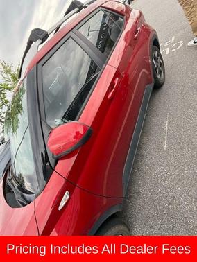Scarlet Red Pearl 2022 Hyundai VENUE Limited