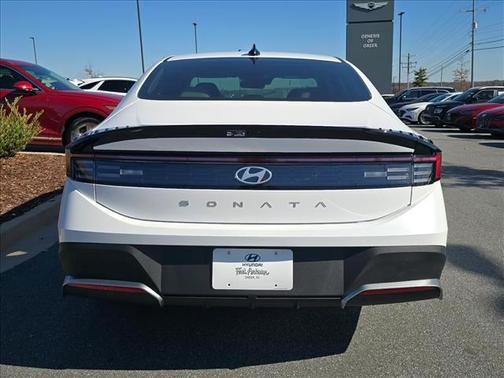 2026 Hyundai SONATA SE