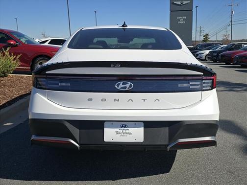 2026 Hyundai SONATA SE