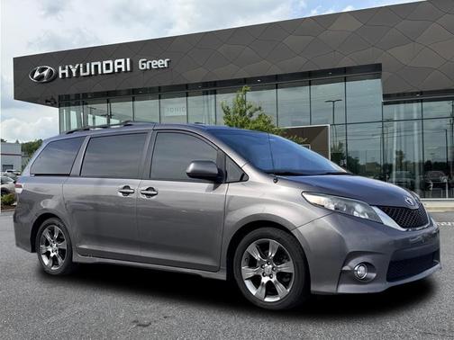 2011 Toyota Sienna SE