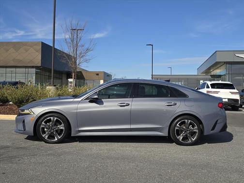 2022 Kia K5 EX