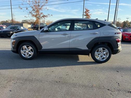 2026 Hyundai KONA SE