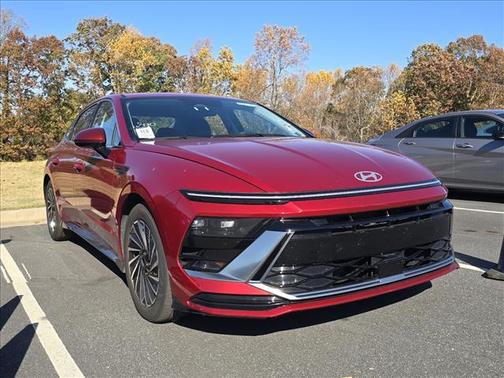 2024 Hyundai SONATA Hybrid SEL