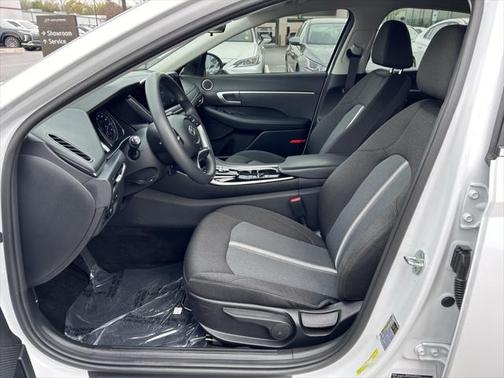 Quartz White 2021 Hyundai SONATA SE