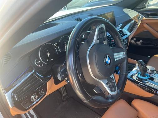 2018 BMW 540 i