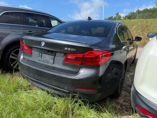 2019 BMW 530 i xDrive