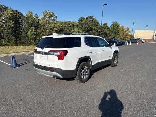 2020 GMC Acadia SLT