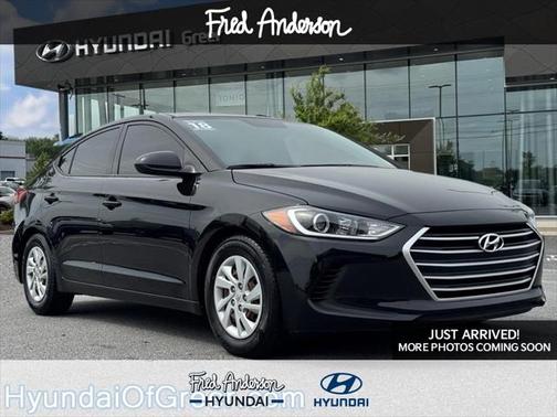 2018 Hyundai ELANTRA SE